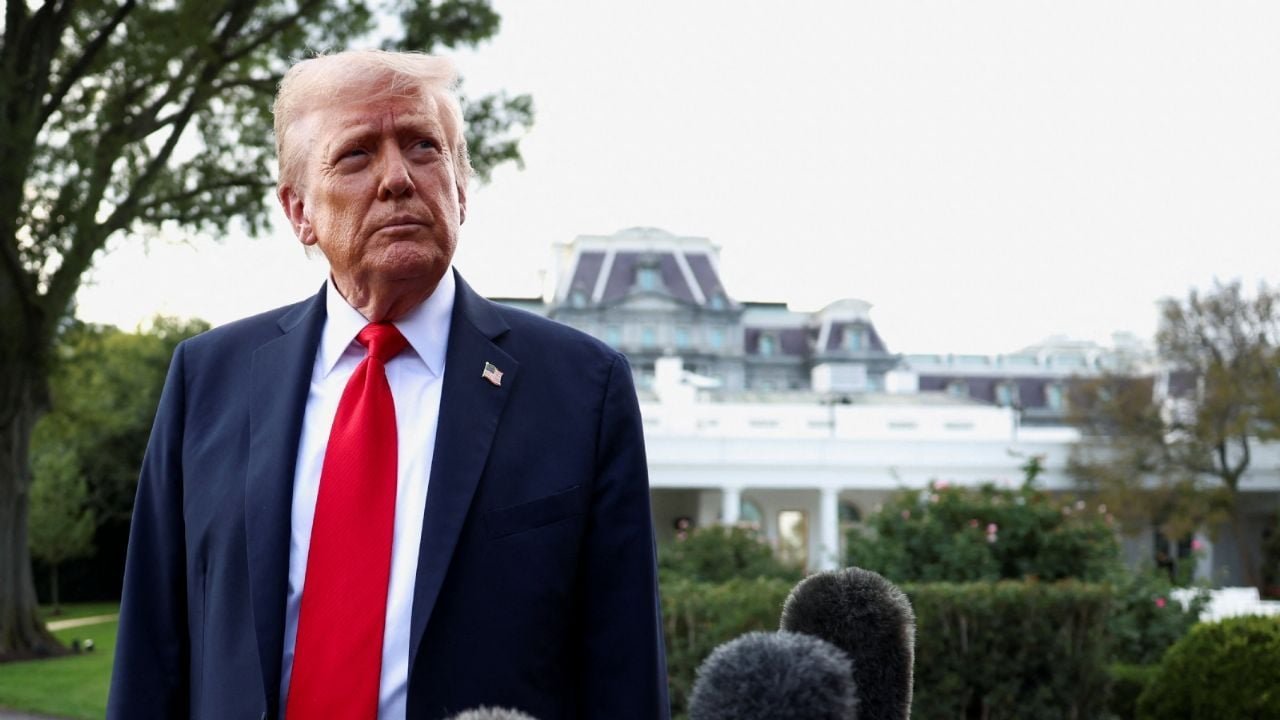 Trump exige a países de la OTAN dejar de comprar petróleo ruso