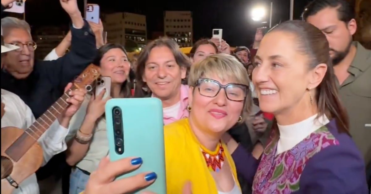 Claudia Sheinbaum es recibida con entusiasmo por la comunidad mexicana en Barcelona