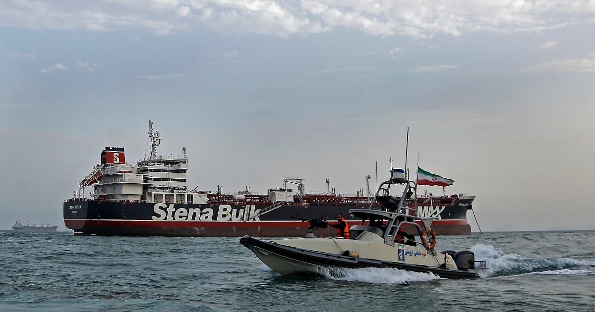 Irán introducte cargos por servicios en el Estrecho de Ormuz