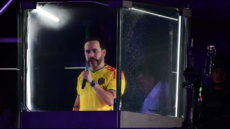 Abelardo de la Espriella se perfila como ganador en preconteo de elecciones en Colombia