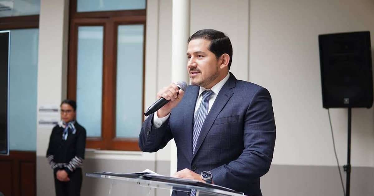Detención de exsubsecretario del Estado de México por presunta venta de plazas