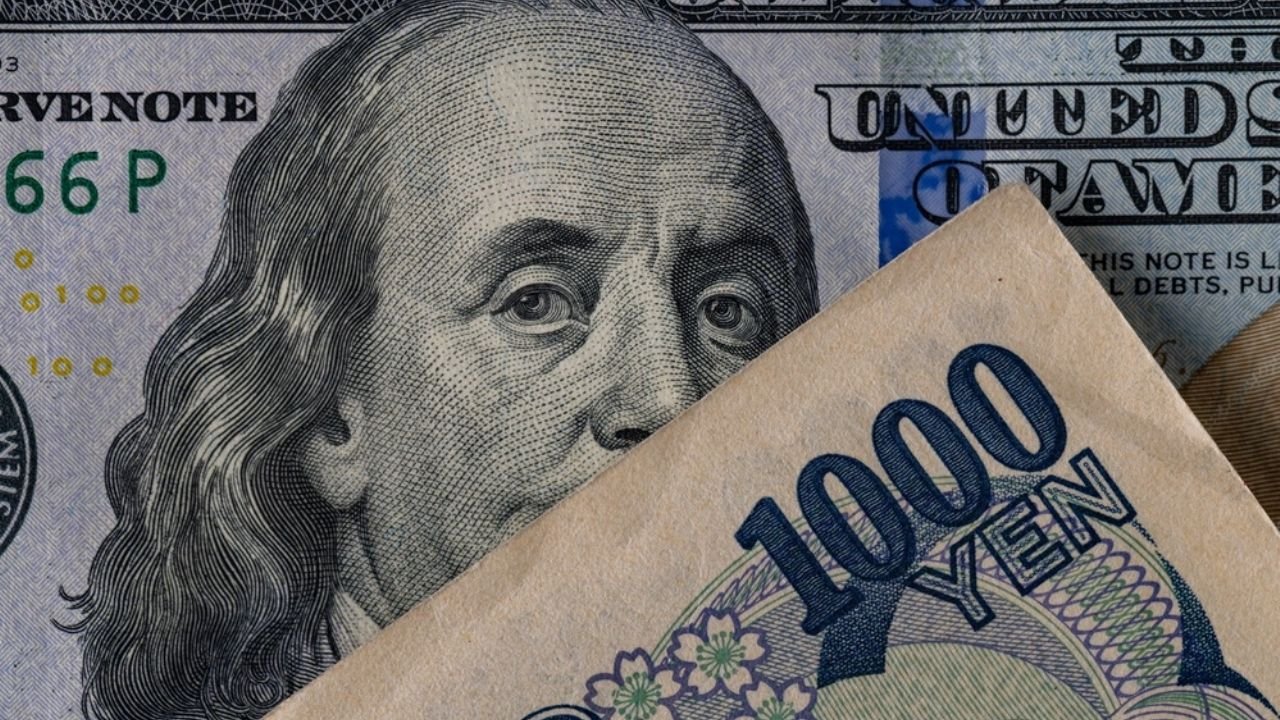El yen alcanza su nivel más bajo en 39 años frente al dólar