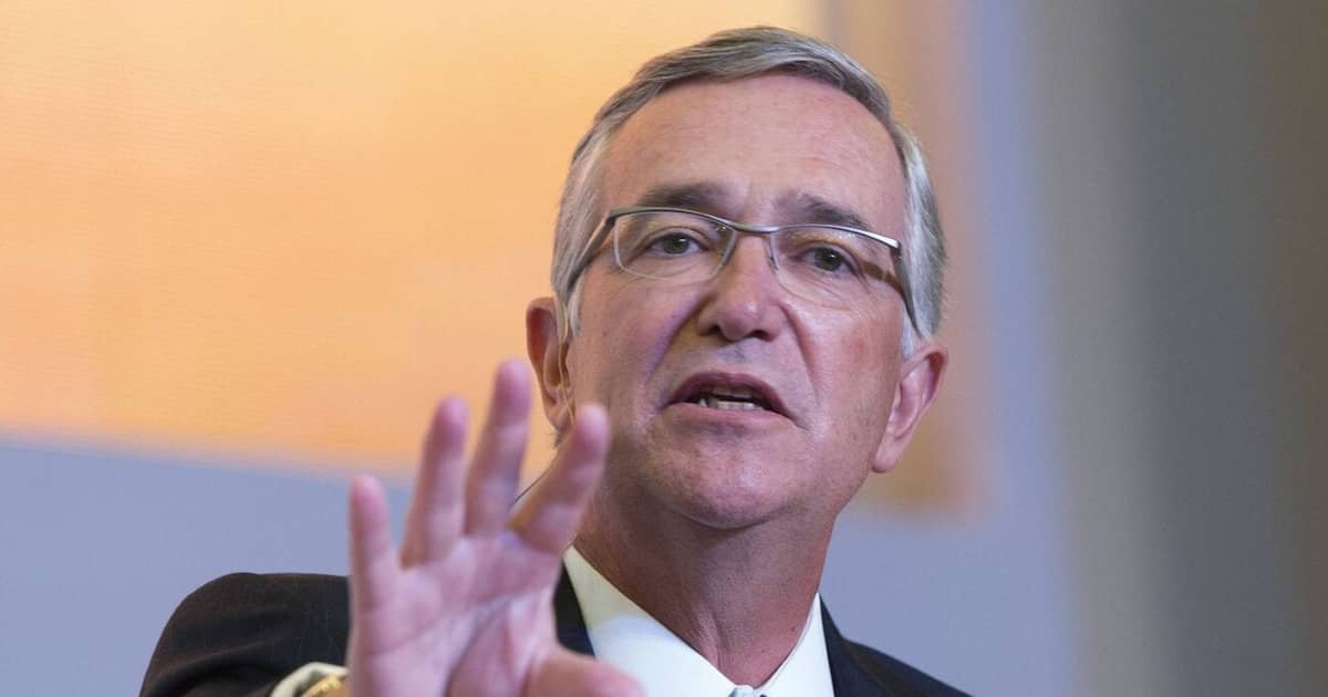 Grupo Salinas denuncia persecución política tras resolución electoral sobre imagen de su fundador