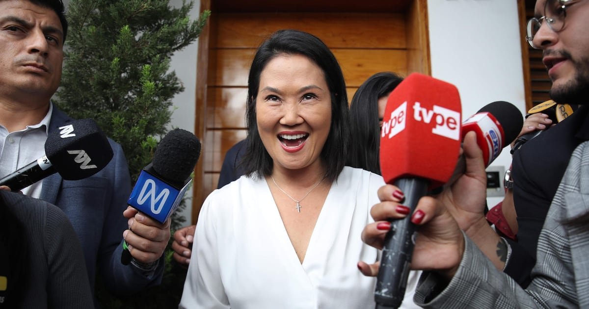 Keiko Fujimori lidera conteo de votos en elecciones presidenciales de Perú