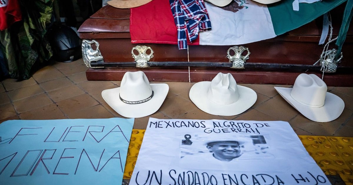 Detienen a presunto líder criminal vinculado al asesinato de exalcalde de Uruapan