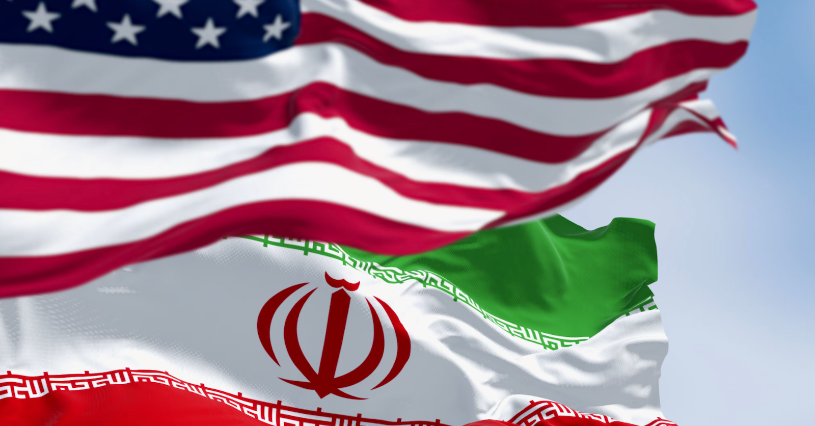 Irán Desmiente Negociaciones con Estados Unidos Tras Anuncio de Trump