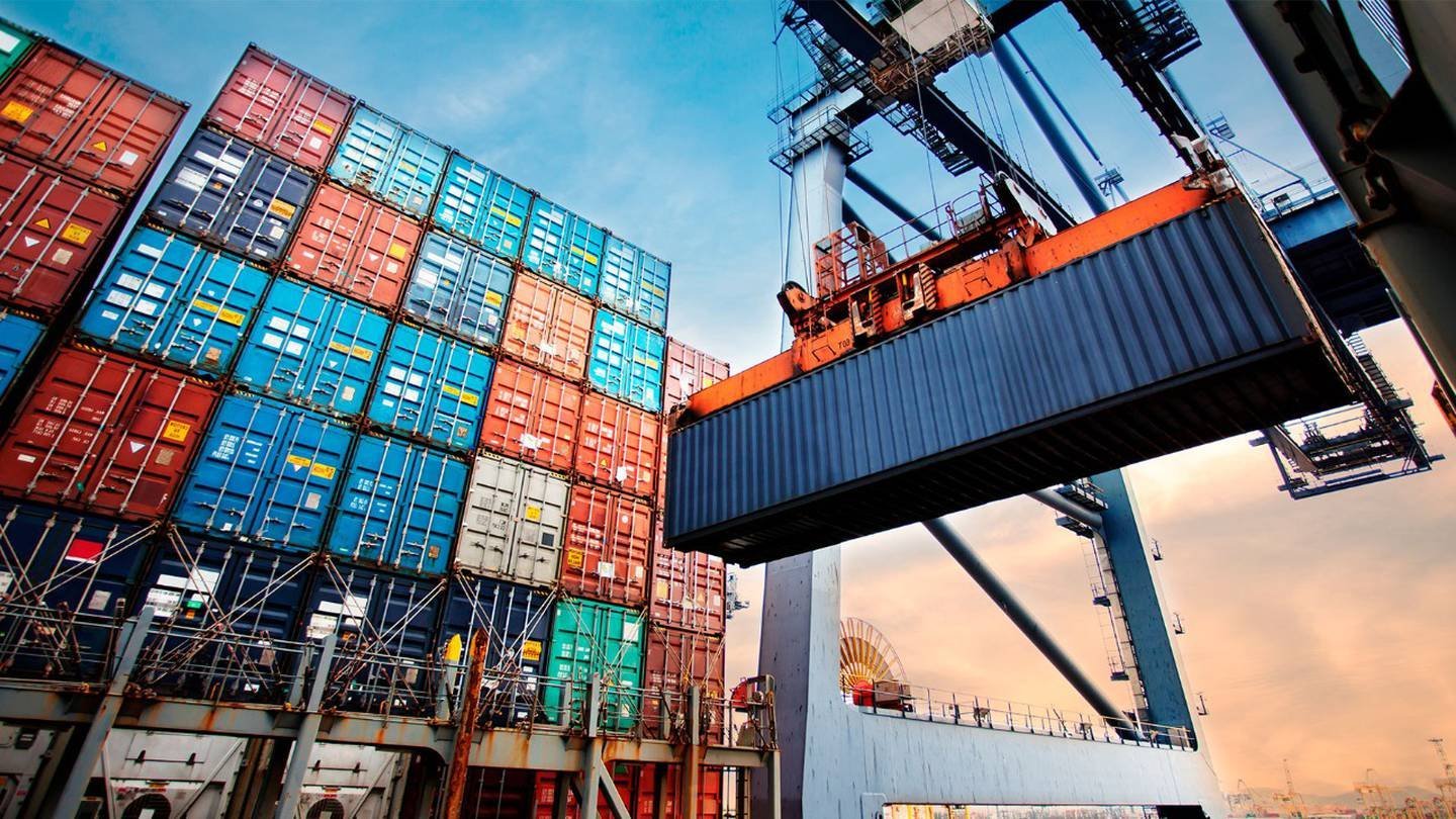 Exportaciones mexicanas alcanzan un histórico crecimiento del 40.4% en agosto y 29.3% en 2026
