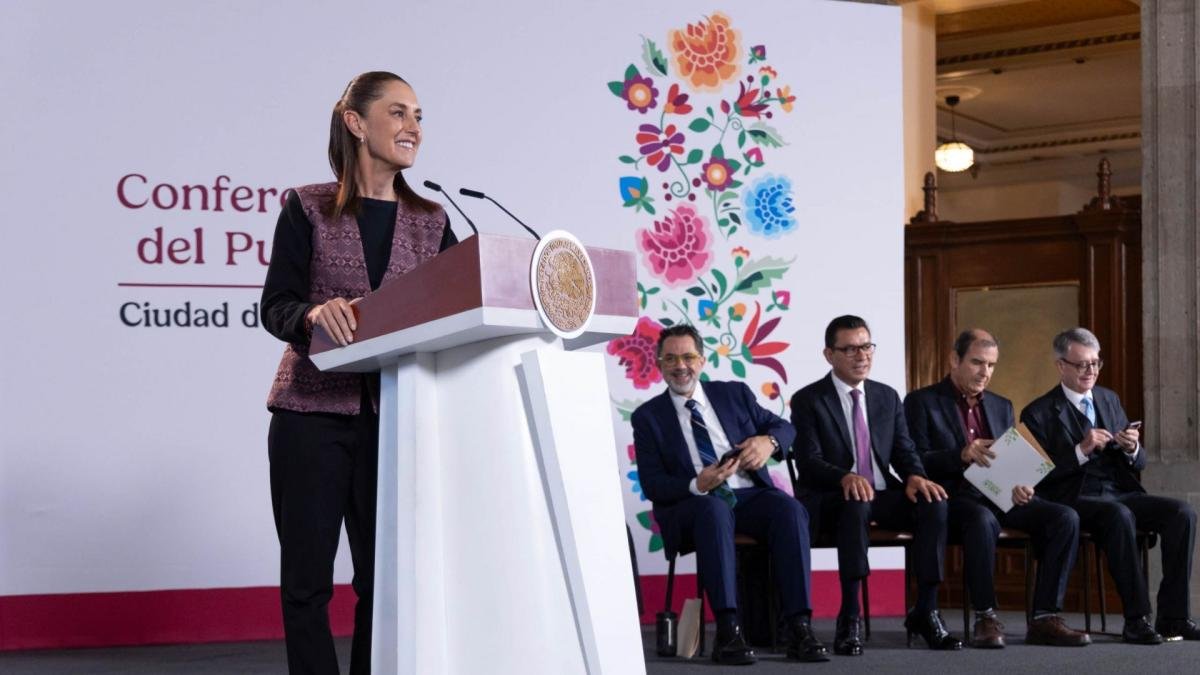 Sheinbaum asegura que planta de amoniaco en Topolobampo sigue en evaluación y no está cancelada
