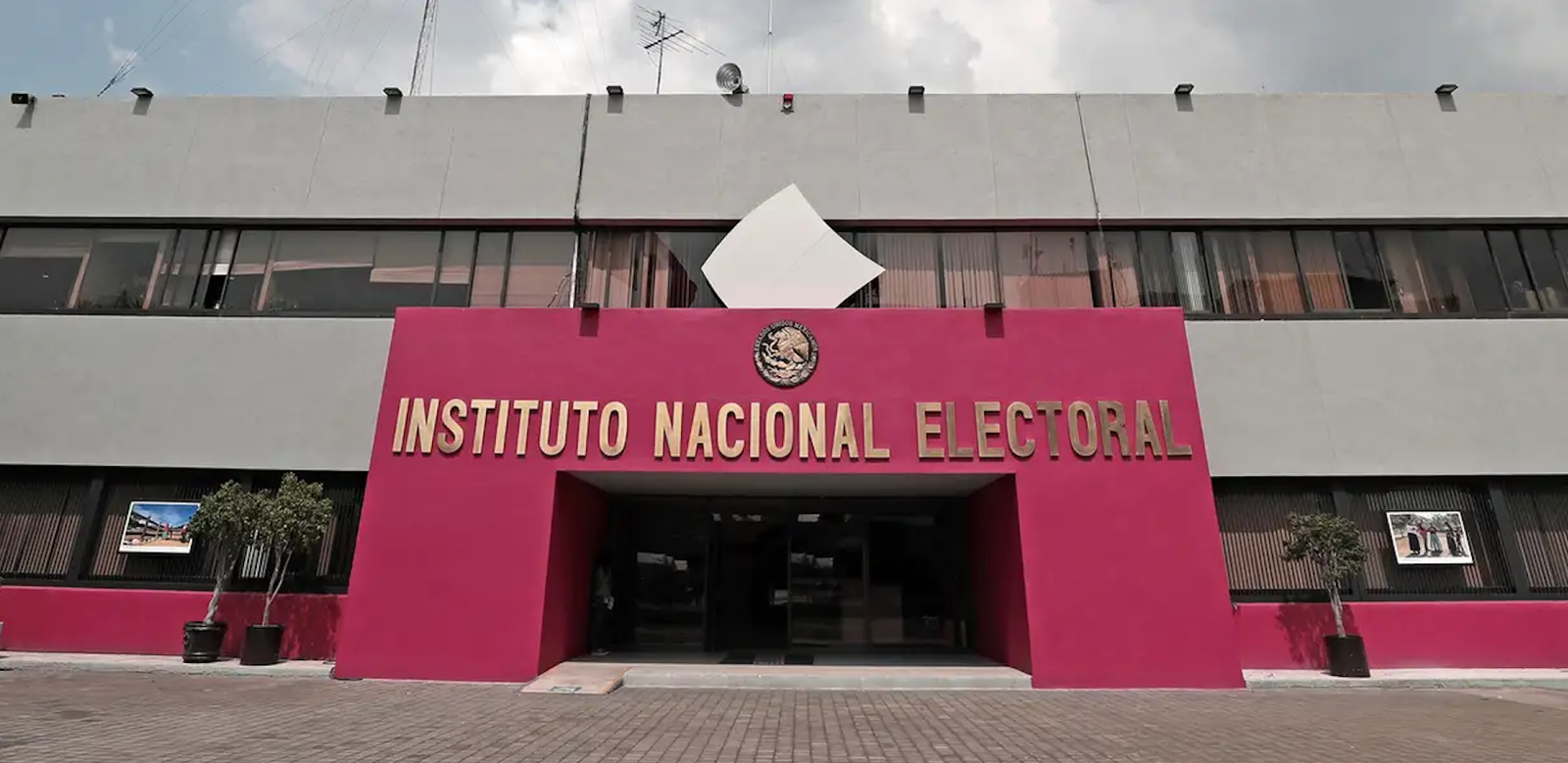 INE instruye a Alejandro Moreno y al PRI a eliminar el término «narcopartido» al referirse a Morena
