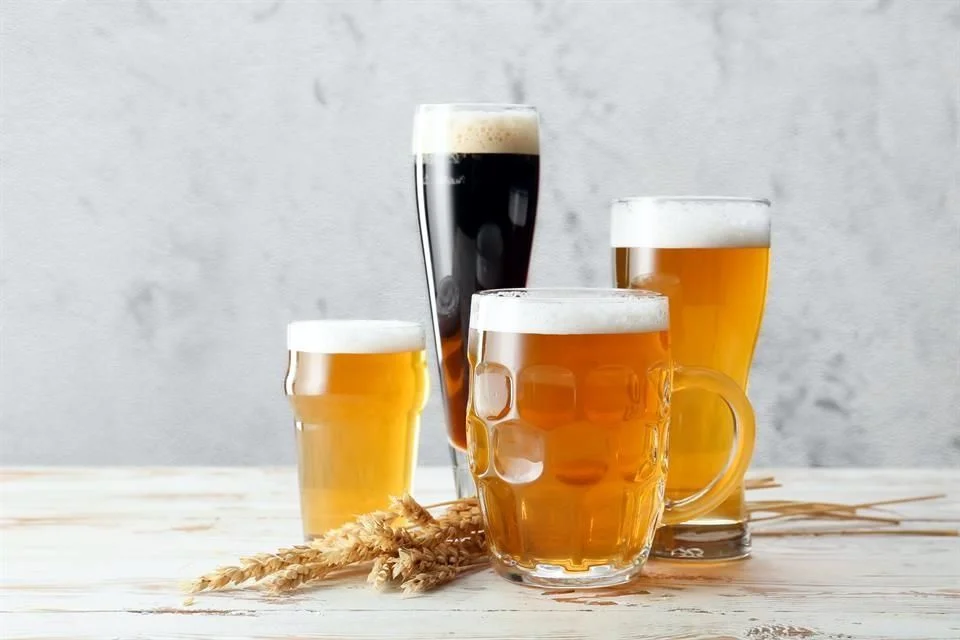 Diputados proponen aumentar impuesto a la cerveza en un peso para recaudar 6,500 millones adicionales